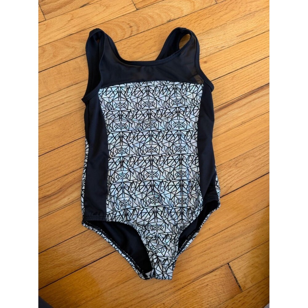 Cat & Jack Black with Light silver Geometric Print leotard size m 7/8